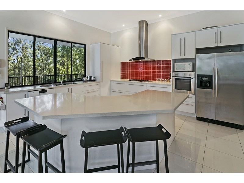 77 Gordon Circuit, Seventeen Mile Rocks QLD 4073