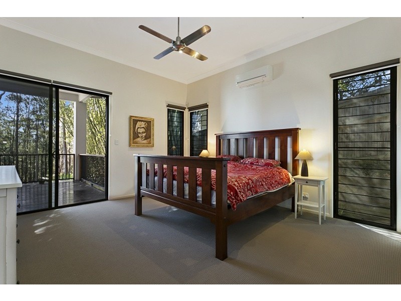 77 Gordon Circuit, Seventeen Mile Rocks QLD 4073