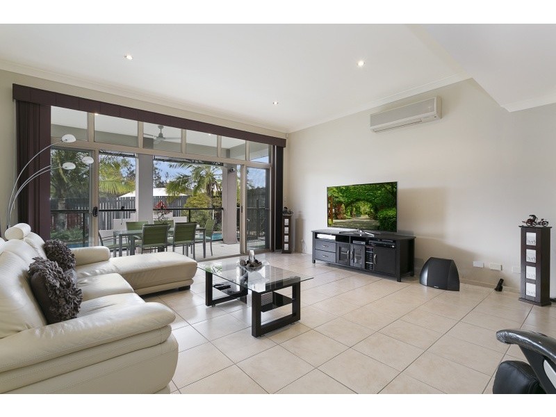 162 Edenbrooke Drive, Seventeen Mile Rocks QLD 4073