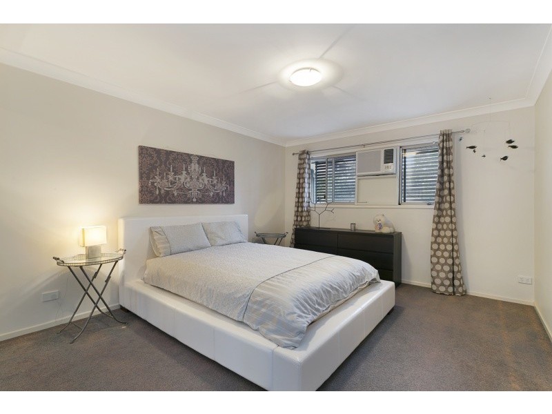 162 Edenbrooke Drive, Seventeen Mile Rocks QLD 4073