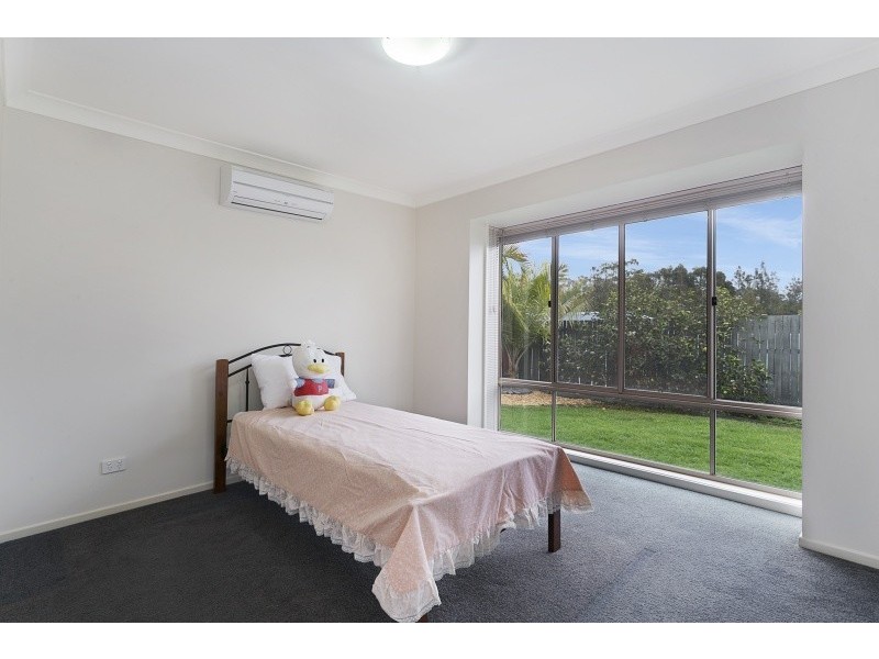 162 Edenbrooke Drive, Seventeen Mile Rocks QLD 4073