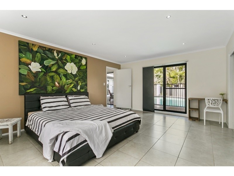 2 Roper Close, Westlake QLD 4074