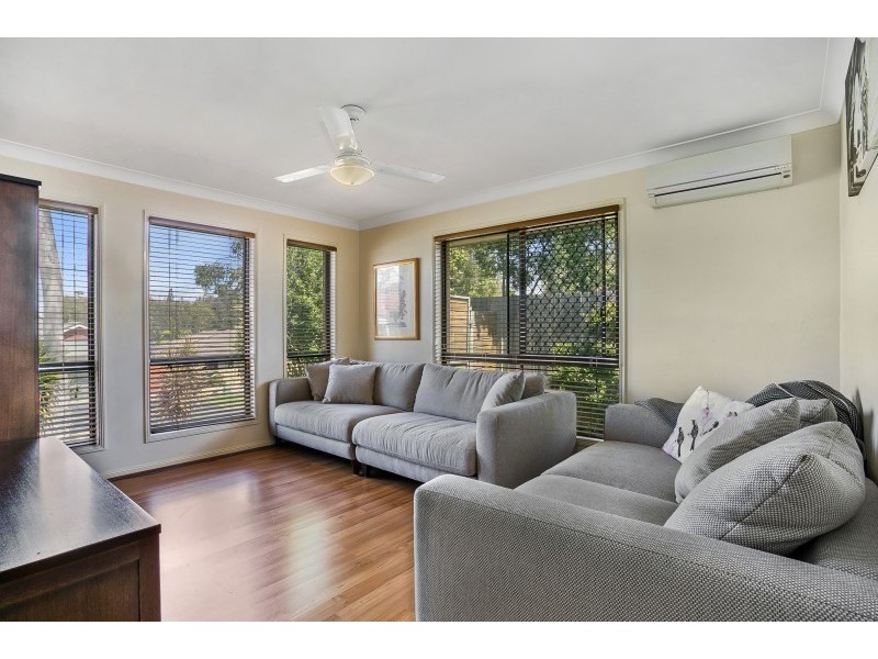 67 Brookeside Crescent, Seventeen Mile Rocks QLD 4073
