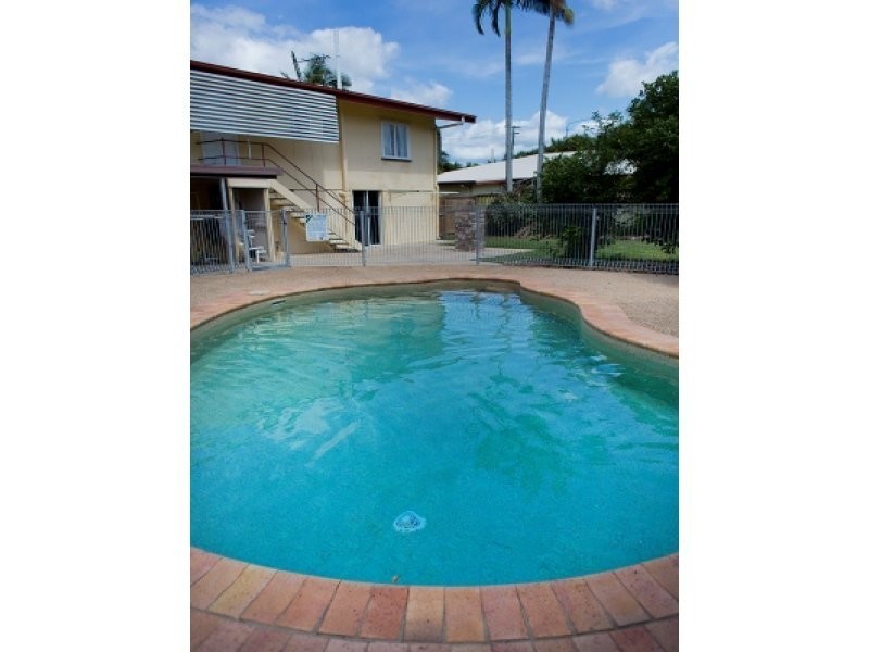 4 Yapp Street, Vincent QLD 4814