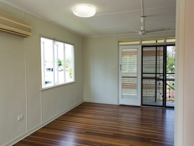 4 Yapp Street, Vincent QLD 4814