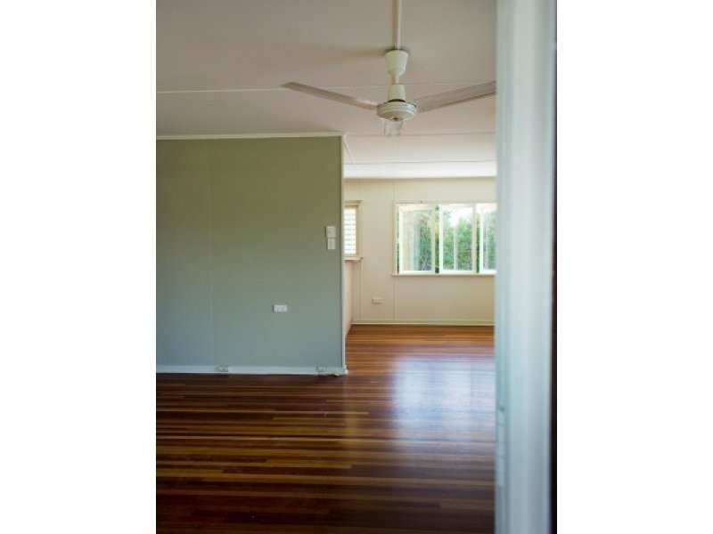 4 Yapp Street, Vincent QLD 4814