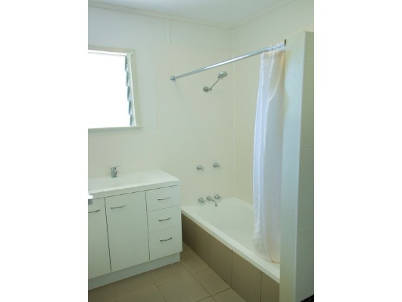 4 Yapp Street, Vincent QLD 4814