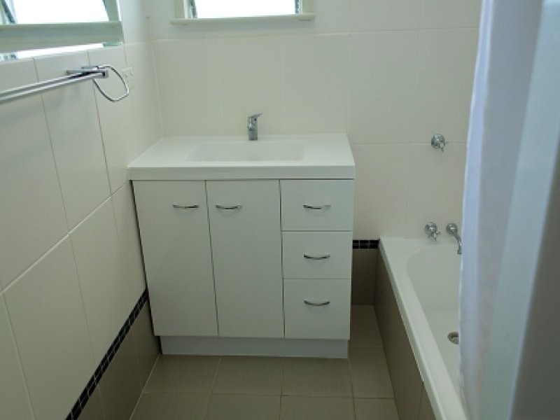 4 Yapp Street, Vincent QLD 4814