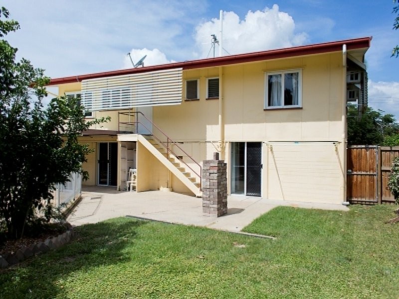 4 Yapp Street, Vincent QLD 4814