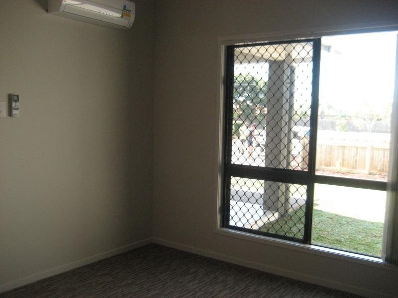 Unit 2/1 Satriani Crescent, Condon QLD 4815