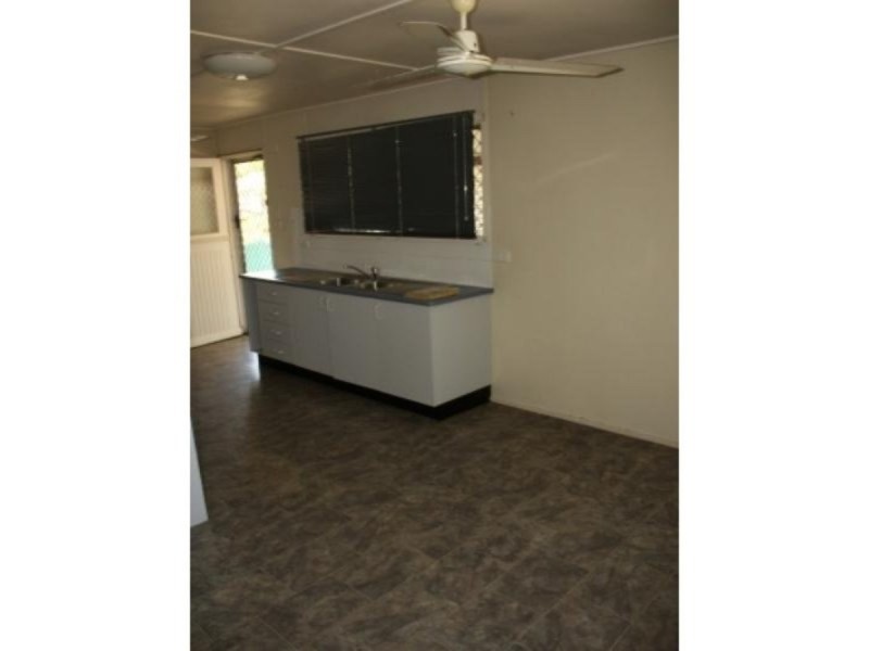 25 Pixley Crescent, Heatley QLD 4814