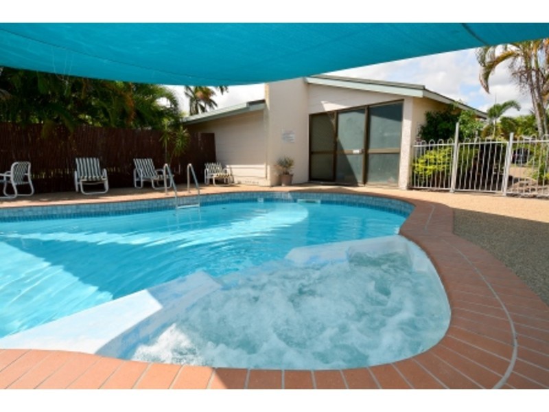 4/16 Old Common Road, Belgian Gardens QLD 4810