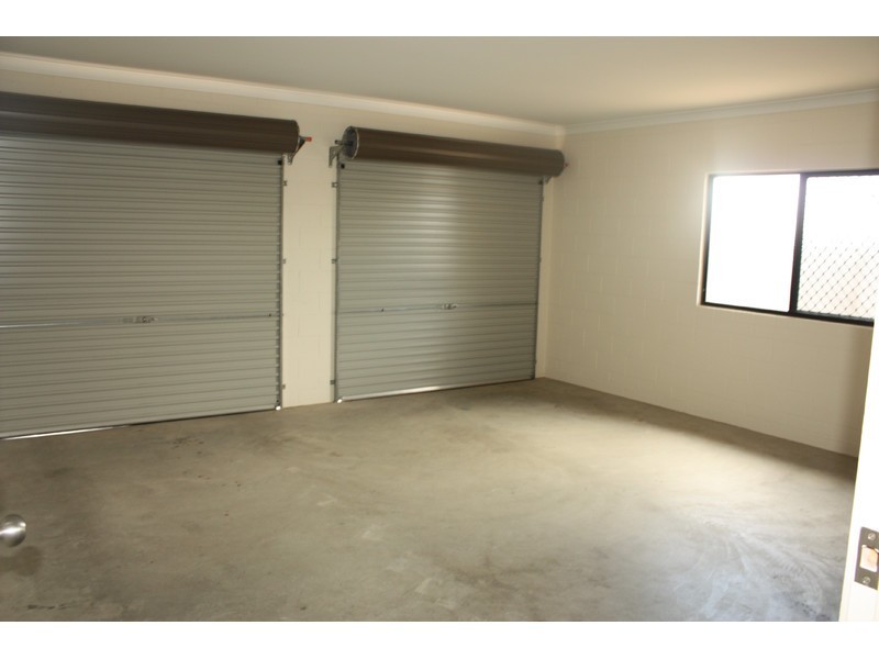 27 Stephanie Street, Rasmussen QLD 4815