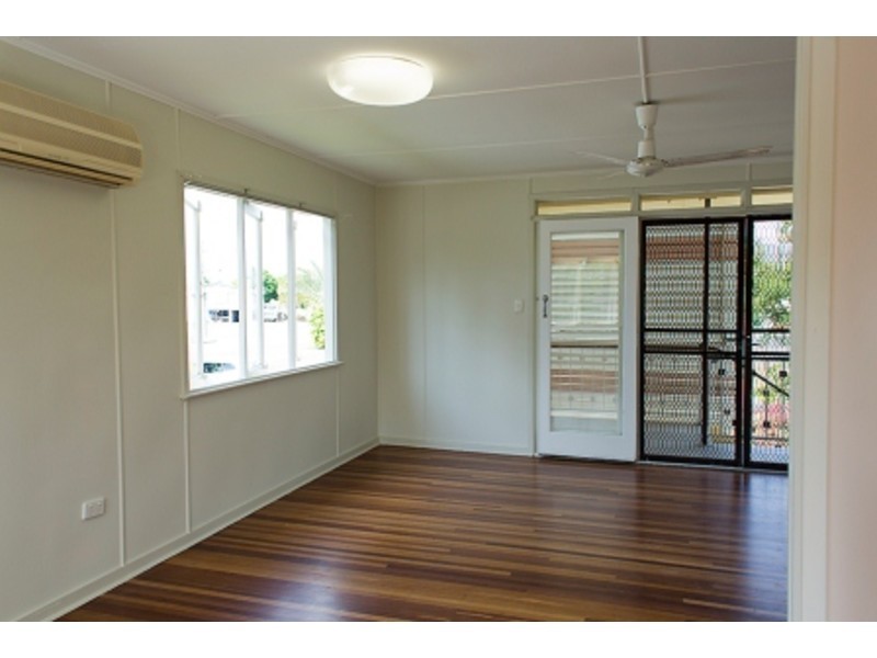 4 Yapp Street, Vincent QLD 4814
