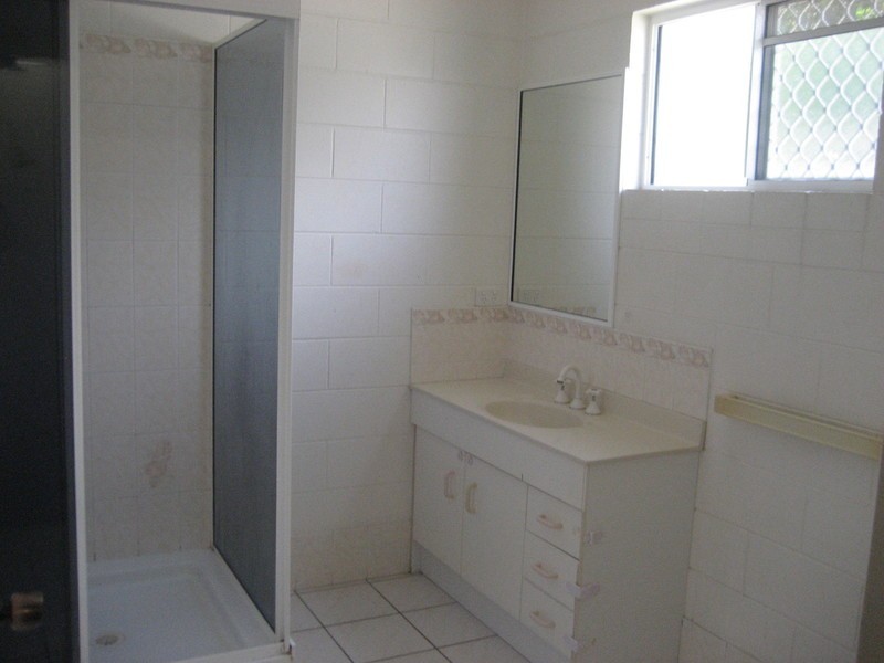 36 Lambert Street, Heatley QLD 4814