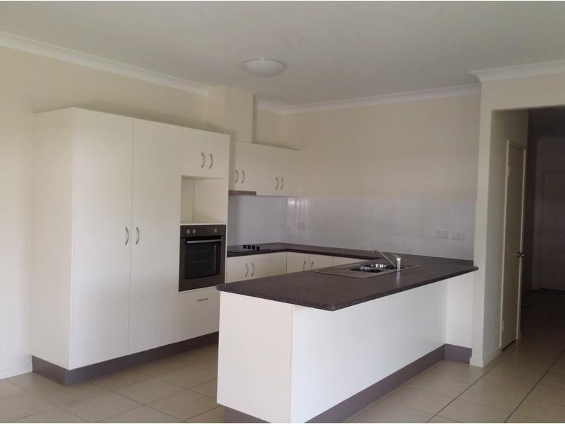 1 Benedore Street, Rasmussen QLD 4815