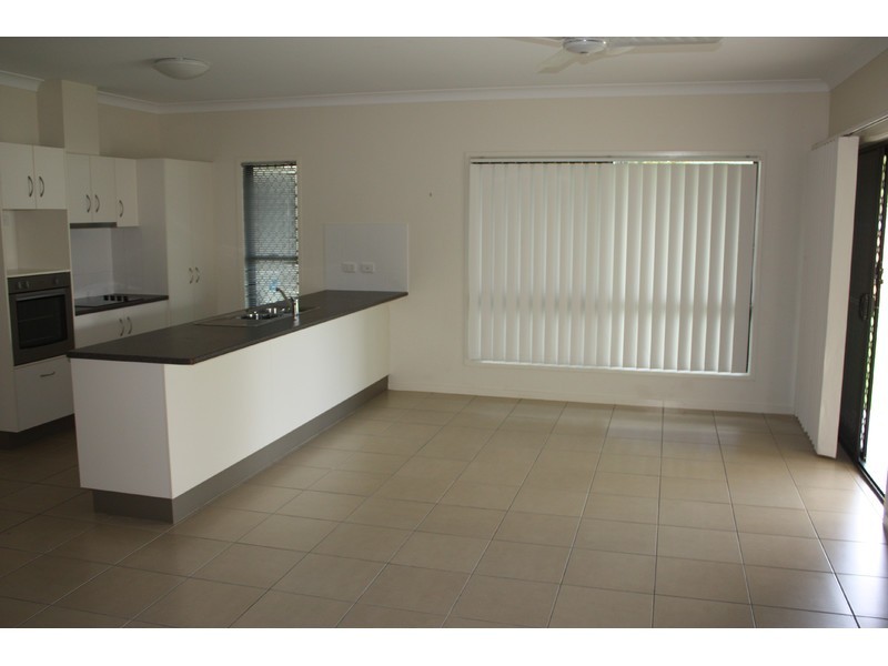 1 Benedore Street, Rasmussen QLD 4815