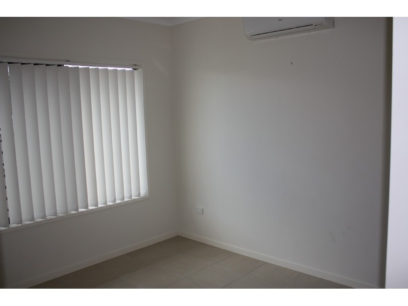 1 Benedore Street, Rasmussen QLD 4815