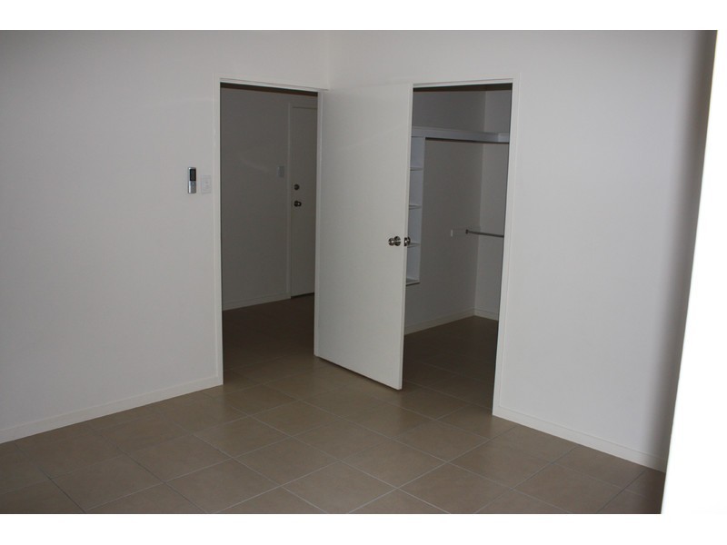 1 Benedore Street, Rasmussen QLD 4815