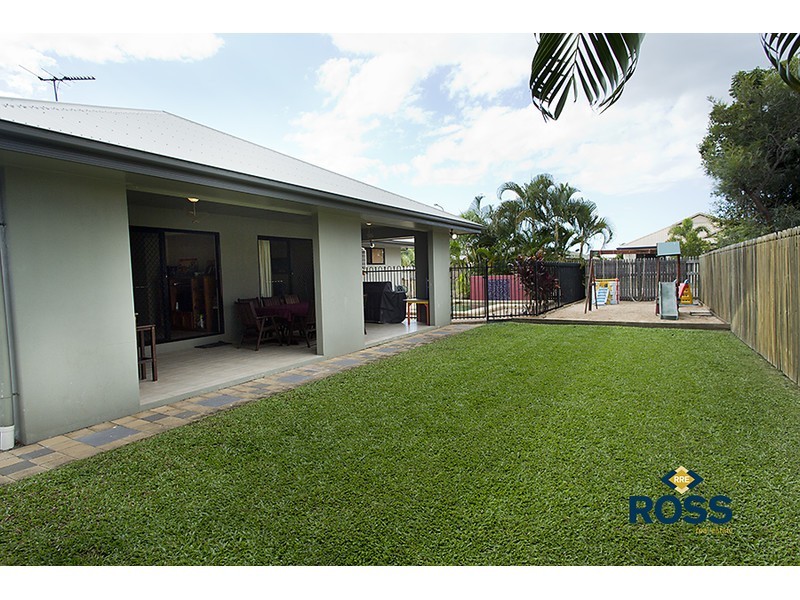 2 Constable Court, Kirwan QLD 4817