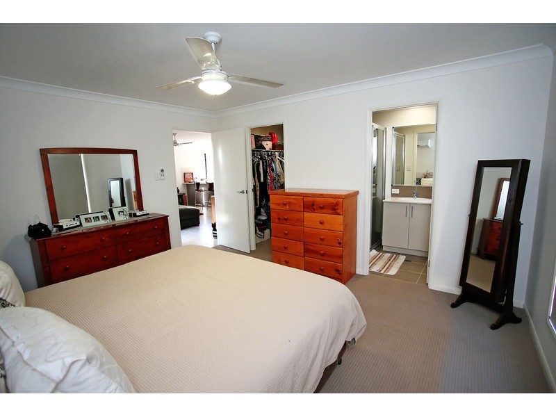 86 Willowbank Drive, Kirwan QLD 4817