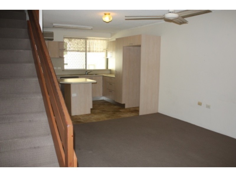 13/352 Ross River Road, Cranbrook QLD 4814