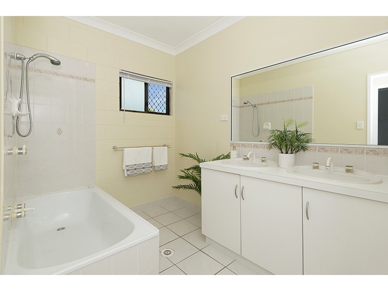 7 Cobham Crescent, Kirwan QLD 4817