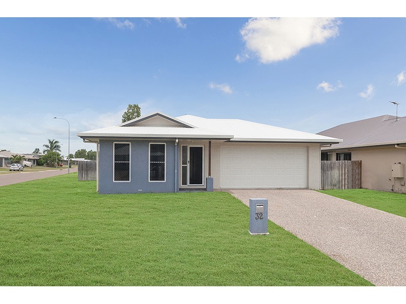 32 Medici Drive, Kelso QLD 4815