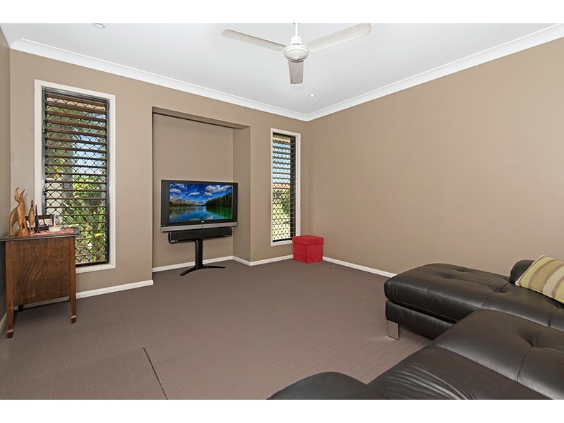 7 Sarina Court, Mount Louisa QLD 4814
