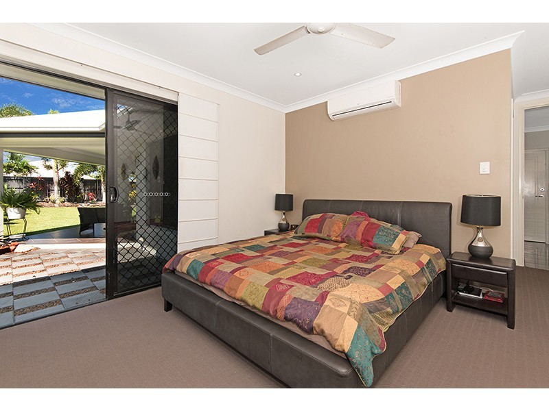 7 Sarina Court, Mount Louisa QLD 4814