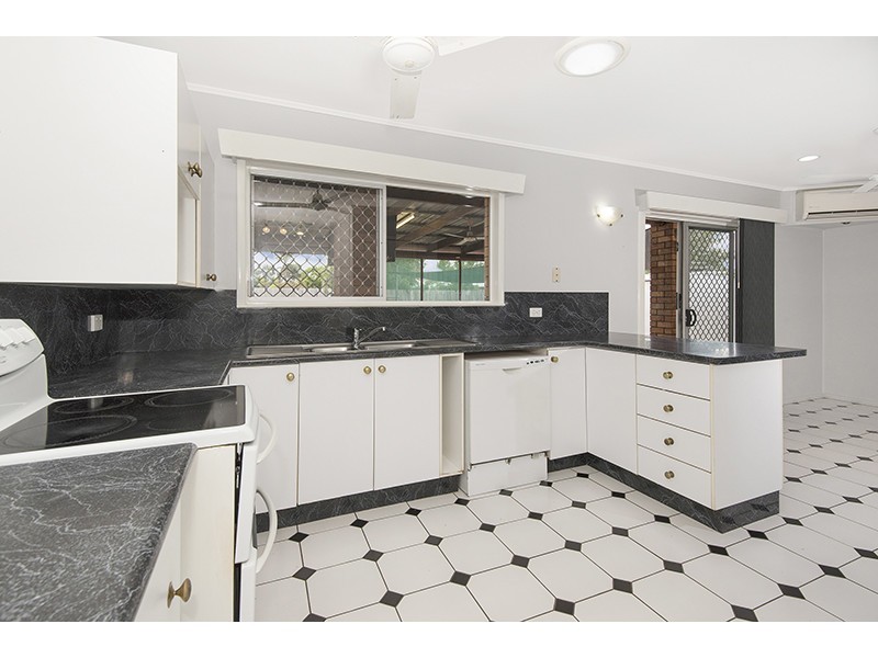 16 Bliss Street, Heatley QLD 4814