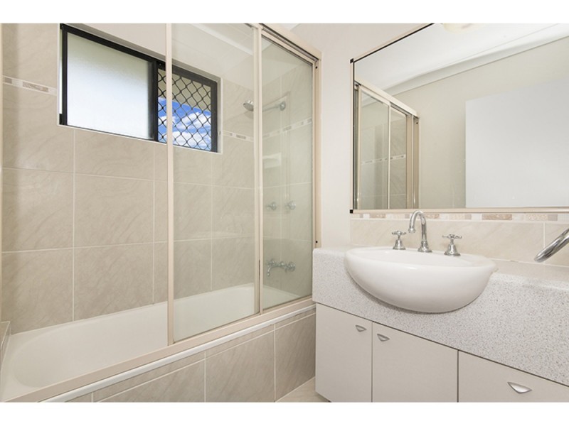 29 Dartmoor Drive, Kelso QLD 4815