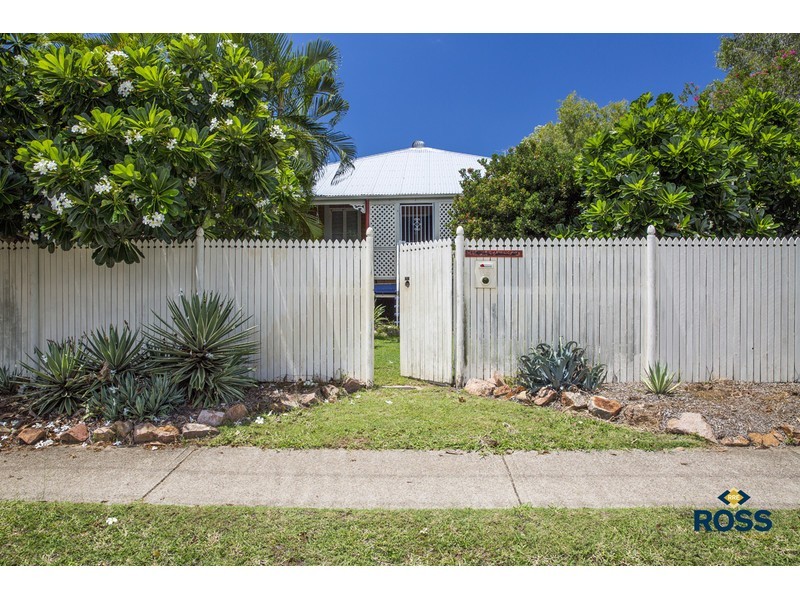 15 Harold Street, West End QLD 4810