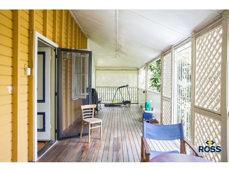 15 Harold Street, West End QLD 4810