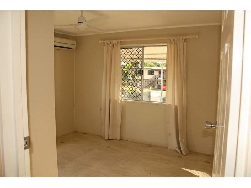 5 Merryl Street, Rasmussen QLD 4815