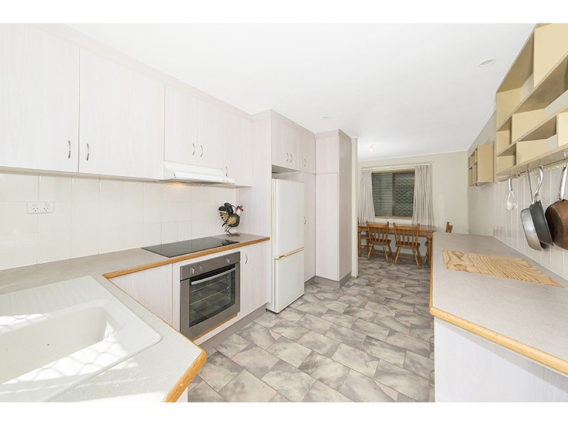 31 Champagne Crescent, Kelso QLD 4815