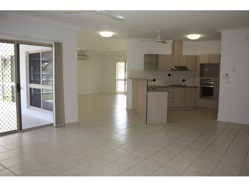 49 Elphinstone Drive, Kirwan QLD 4817