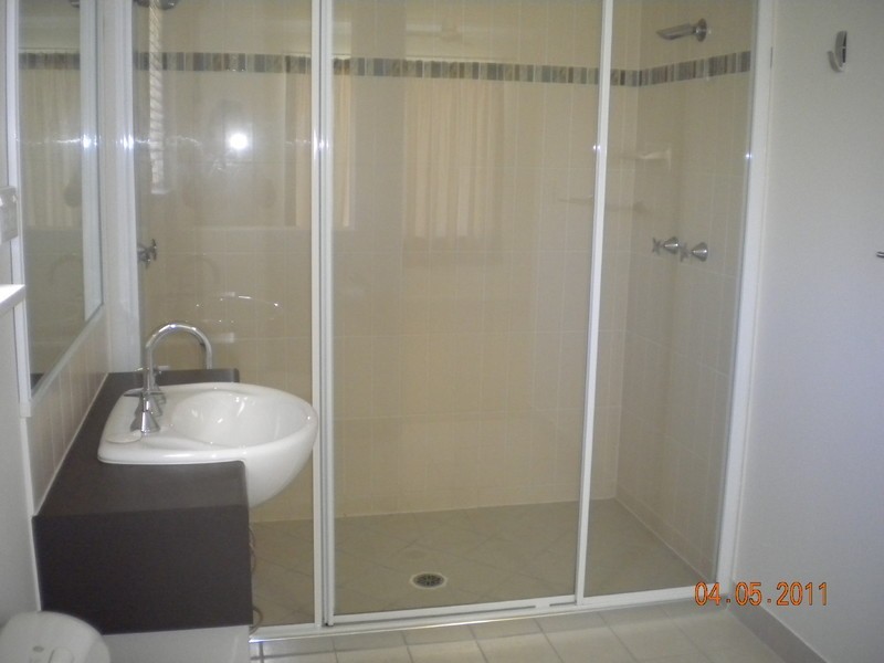 137 Daintree Drive, Bushland Beach QLD 4818