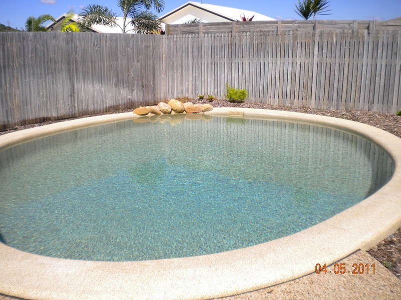 137 Daintree Drive, Bushland Beach QLD 4818