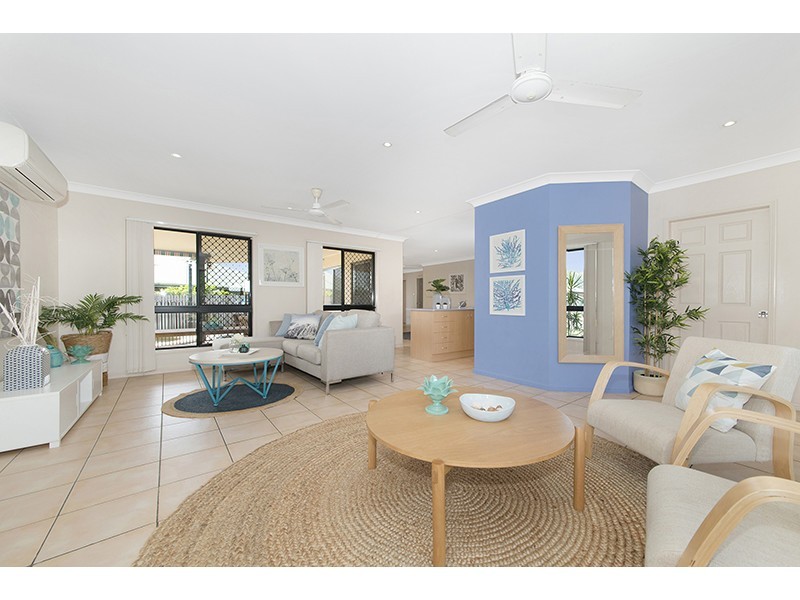 8 Curtin Place, Douglas QLD 4814