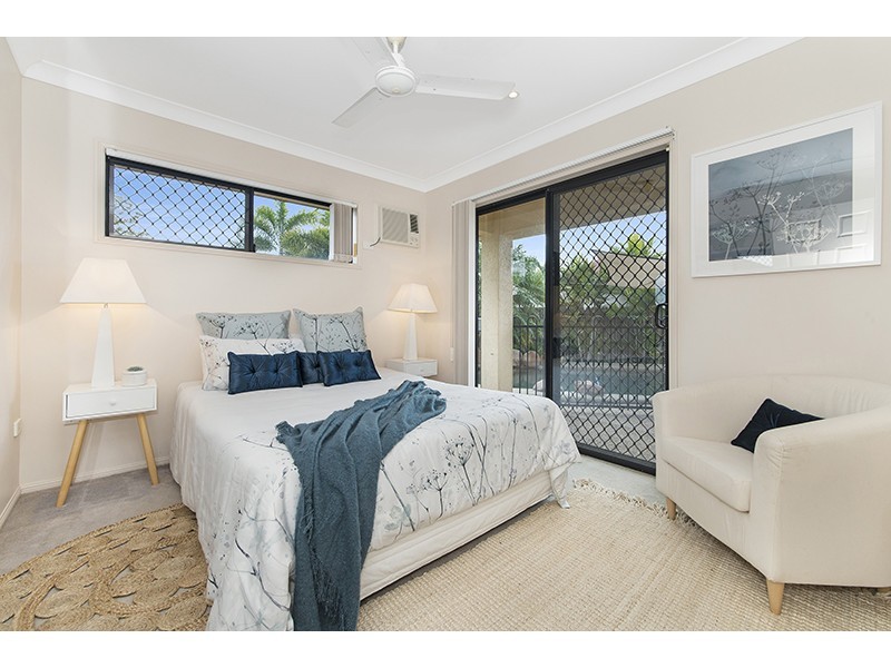 8 Curtin Place, Douglas QLD 4814