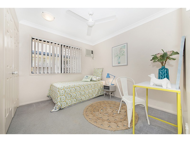 8 Curtin Place, Douglas QLD 4814