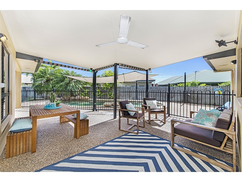 8 Curtin Place, Douglas QLD 4814