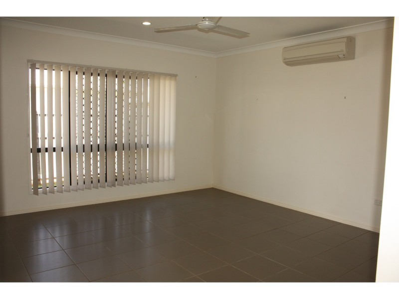 12 Sandon Place, Kelso QLD 4815