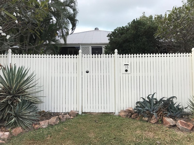 15 Harold Street, West End QLD 4810