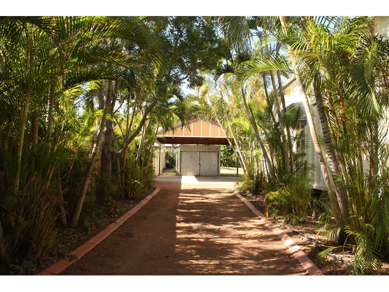 15 Harold Street, West End QLD 4810