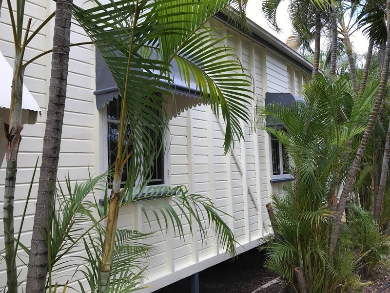 15 Harold Street, West End QLD 4810