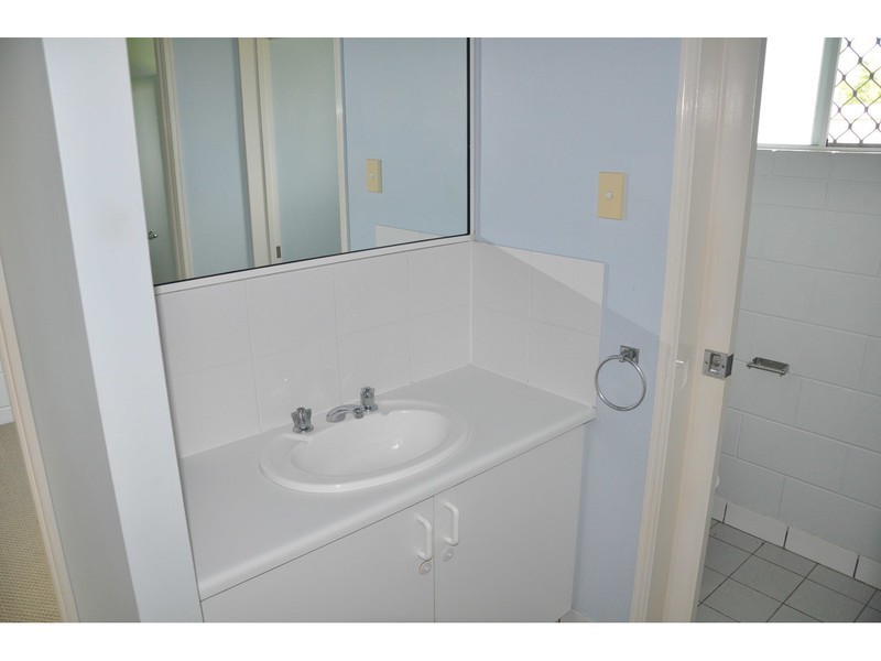 393 Charles Street, Kirwan QLD 4817