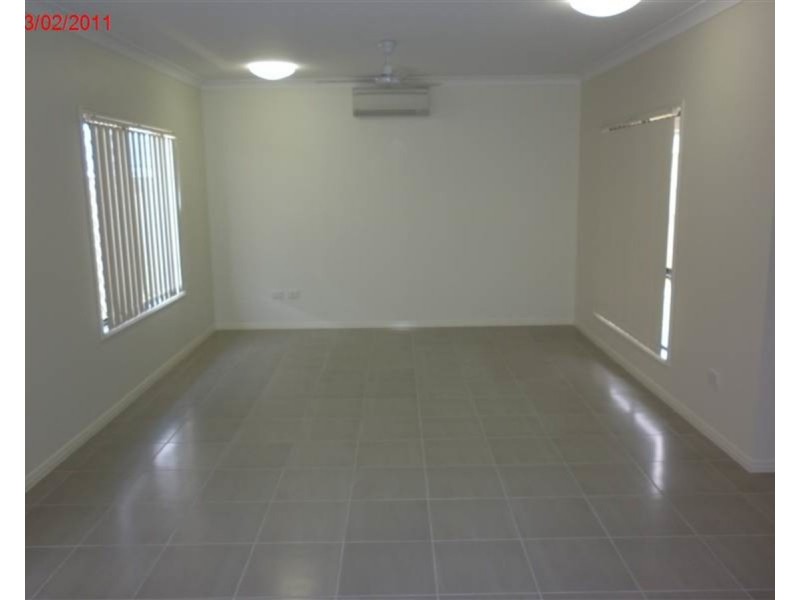 23 Hollanders Crescent, Kelso QLD 4815