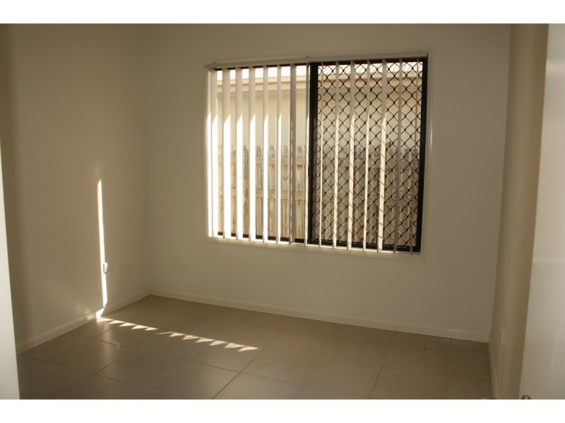 21 Skardon Place, Kelso QLD 4815